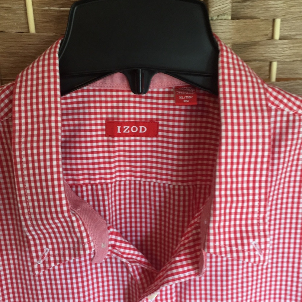 Men’s XL button down short sleeve dress shirt